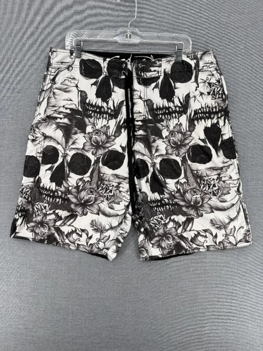 Vtg Sideout Skull Board Shorts Mens 38 10